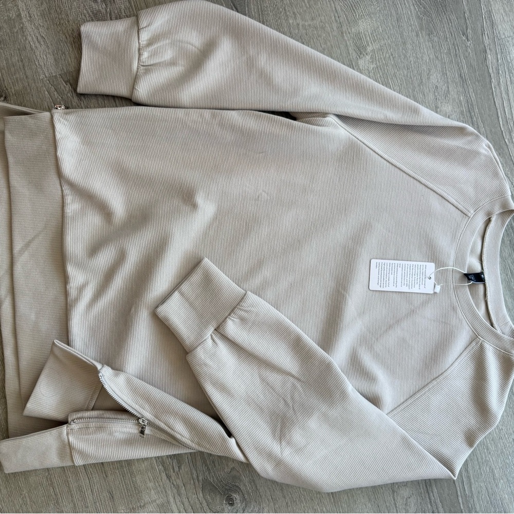 Women’s Beige Sweater